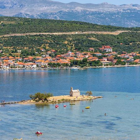 Vacation House Loreta Sveti Rok Exterior photo